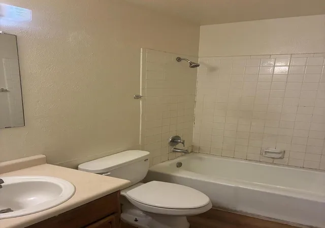 Photo 3 of Multi family home for sale at 540 Ortiz Dr Se, Albuquerque, NM 87108 | MLS# 1106771 | Listing updated on 2026-08-21