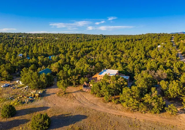 Photo 2 of Single family home for sale at 58 Mcginnis Rd, Tijeras, NM 87059 | MLS# 1106777 | Listing updated on 2026-08-18