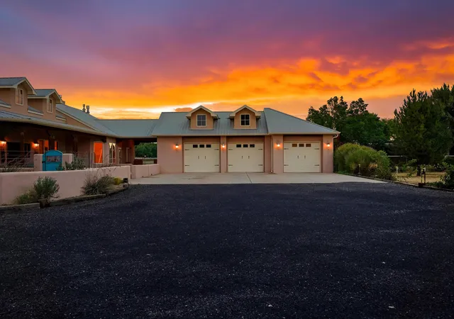 Homes for sale in Bosque Farms, NM | 325 Braught Ln, Bosque Farms, NM 87068 | MLS# 1106780