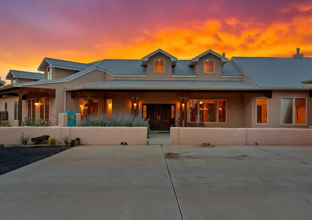Homes for sale in Bosque Farms, NM | 325 Braught Ln, Bosque Farms, NM 87068 | MLS# 1106780