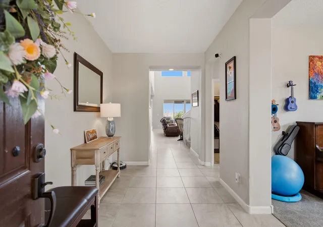 Photo 4 of Sale Pending at 9015 Retablo Rd NW, Albuquerque, NM 87120 | MLS# 1106816 | Listing updated on 2026-08-24