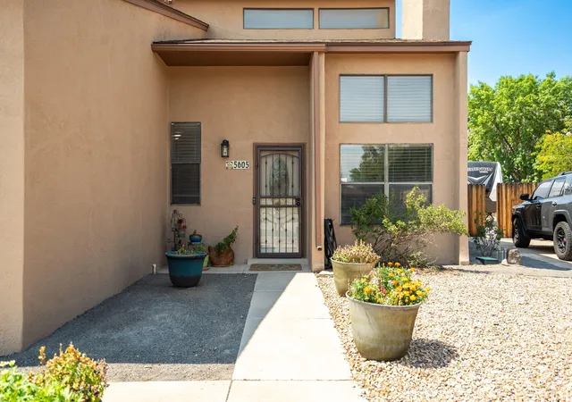 Photo 3 of Sale Pending at 5605 Wheelwright Ave NW, Albuquerque, NM 87120 | MLS# 1106841 | Listing updated on 2026-08-28