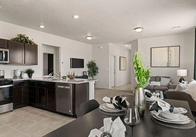 5th image of 8 Seguro Ct Nw, Los Lunas, NM 87031 | MLS# 1106882