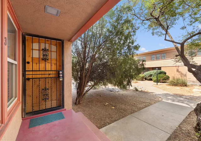 3rd image of 1405 San Carlos Rd Sw #3, Albuquerque, NM 87104 | MLS# 1106886