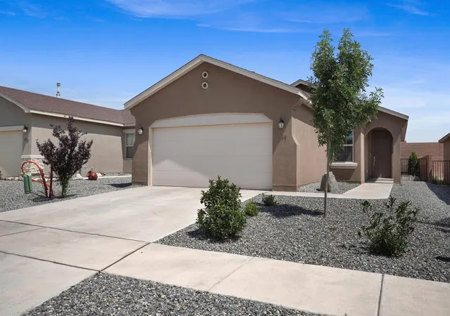 Photo 2 of Sale Pending at 2877 Cambridge Ave Ne, Rio Rancho, NM 87144 | MLS# 1106897 | Listing updated on 2026-08-18