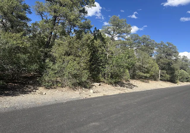 4th image of 9 Camino Sombreado, Tijeras, NM 87059 | MLS# 1106933