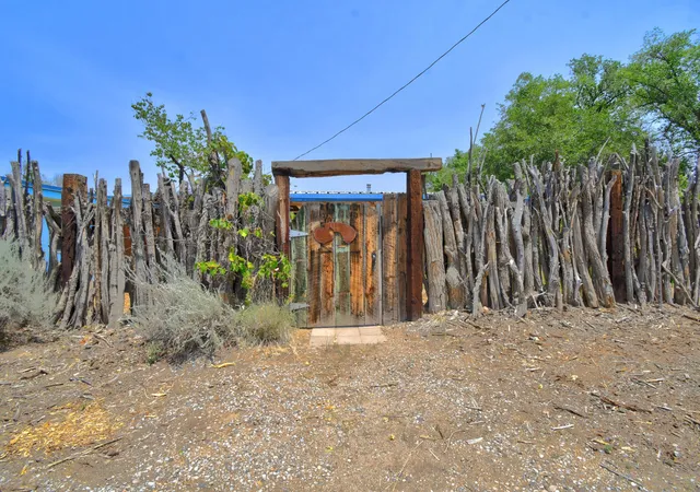 Homes for sale in Albuquerque, NM | 6704 Broadway Blvd Ne, Albuquerque, NM 87107 | MLS# 1106946