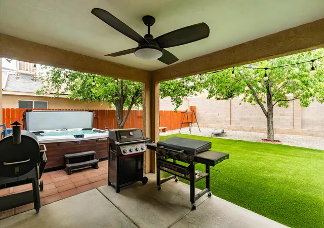 Photo 4 of Sale Pending at 10801 Stonebrook Pl NW, Albuquerque, NM 87114 | MLS# 1106995 | Listing updated on 2026-08-27