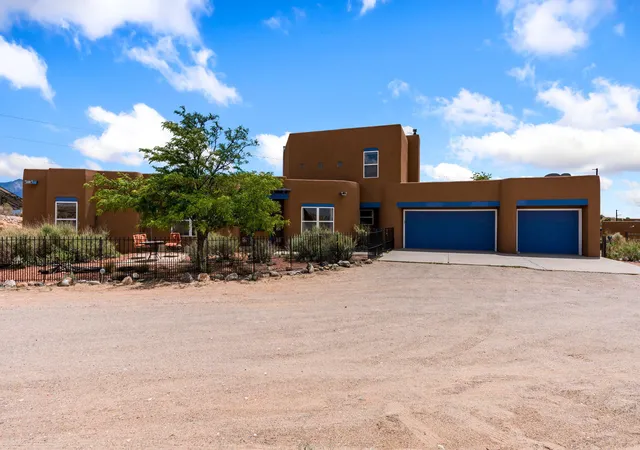 Homes for sale in Rio Rancho, NM | 1460 Nez Perce Loop Ne, Rio Rancho, NM 87144 | MLS# 1107032