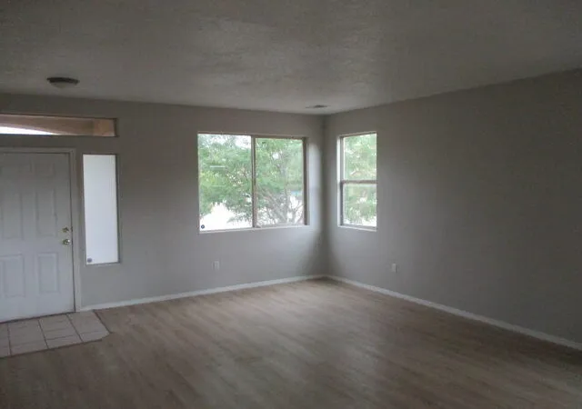 Photo 3 of Sale Pending at 1201 Sidewinder Rd Ne, Rio Rancho, NM 87144 | MLS# 1107040 | Listing updated on 2026-09-01