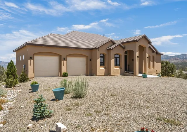 Homes for sale in Sandia Park, NM | 20 Raindance Rd, Sandia Park, NM 87047 | MLS# 1107043