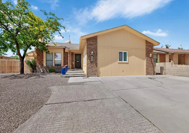 Photo 3 of Single family home for sale at 6909 Quarterhorse Ln Nw, Albuquerque, NM 87120 | MLS# 1107045 | Listing updated on 2026-08-14