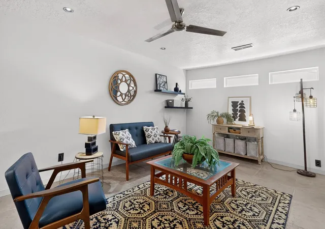 1st image of 938 11th St Nw, Albuquerque, NM 87102 | MLS# 1107048