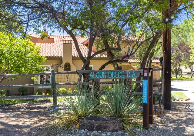 Photo 1 of Single family home for sale at 7437 Rio Grande Blvd Nw, Los Ranchos, NM 87107 | MLS# 1107050 | Listing updated on 2026-09-01