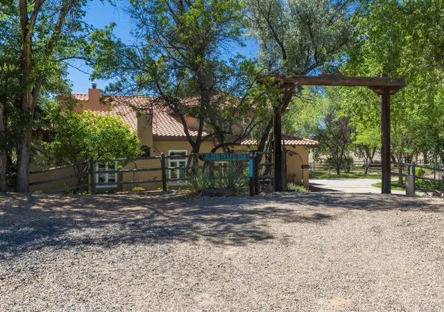 Photo 2 of Single family home for sale at 7437 Rio Grande Blvd Nw, Los Ranchos, NM 87107 | MLS# 1107050 | Listing updated on 2026-09-01