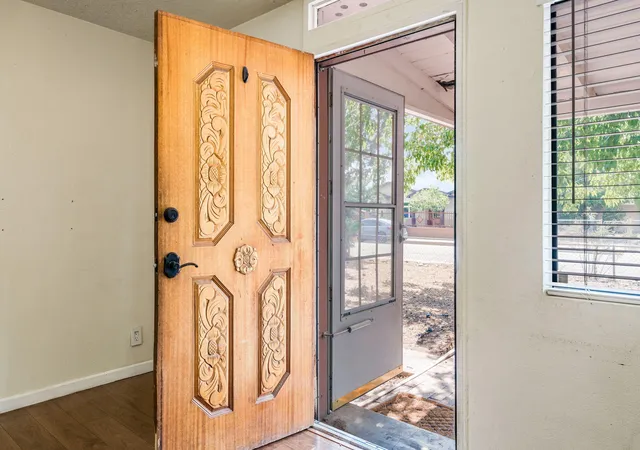 3rd image of 4416 10Th St Nw, Albuquerque, NM 87107 | MLS# 1107053