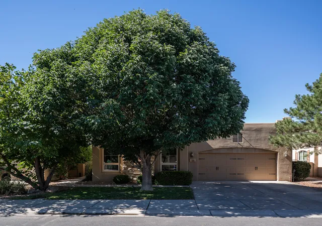 Photo 2 of Single family home for sale at 1316 Valle Ln Nw, Albuquerque, NM 87107 | MLS# 1107068 | Listing updated on 2026-07-29
