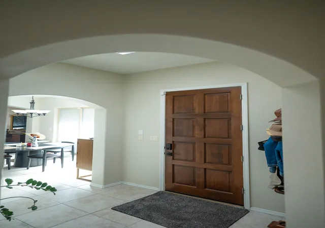 Photo 4 of Single family home for sale at 1316 Valle Ln NW, Albuquerque, NM 87107 | MLS# 1107068 | Listing updated on 2026-07-29