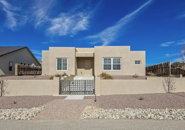 2nd image of 21 Flower Garland Rd, Santa Fe, NM 87508 | MLS# 1107072