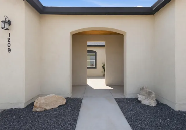 5th image of 1209 11Th St Se, Rio Rancho, NM 87124 | MLS# 1107075
