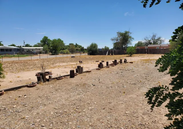 Photo 2 of Manufactured home for sale at 5127 Cerritos Ave Sw, Los Lunas, NM 87031 | MLS# 1107089 | Listing updated on 2026-08-06