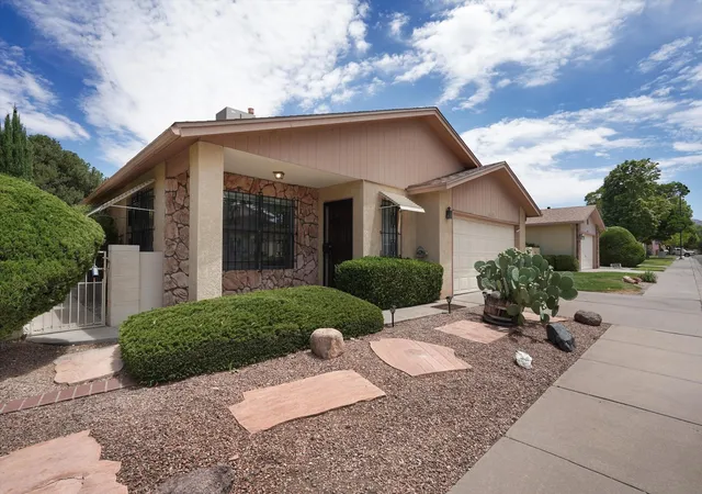 Photo 1 of Single family home for sale at 10717 Towne Park Dr Ne, Albuquerque, NM 87123 | MLS# 1107099 | Listing updated on 2026-08-12