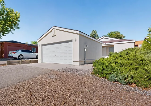 4th image of 1613 Patti Pl Ne, Rio Rancho, NM 87144 | MLS# 1107106