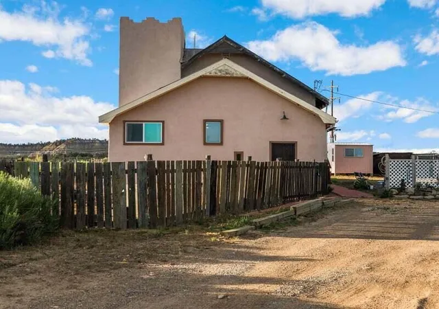 Photo 3 of Single family home for sale at 11 Old Hwy 95, Regina, NM 87046 | MLS# 1107107 | Listing updated on 2026-08-10