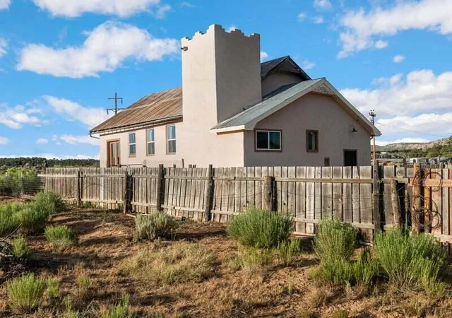 Photo 4 of Single family home for sale at 11 Old Hwy 95, Regina, NM 87046 | MLS# 1107107 | Listing updated on 2026-08-10