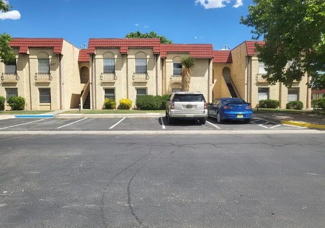 1st image of 827 Country Club Dr Se #APT 2C, Rio Rancho, NM 87124 | MLS# 1107079