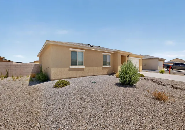 4th image of 2410 Desi Loop, Belen, NM 87002 | MLS# 1107118