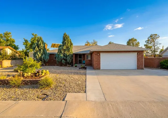 Homes for sale in Rio Communities, NM | 622 Palmer Ln, Rio Communities, NM 87002 | MLS# 1107124