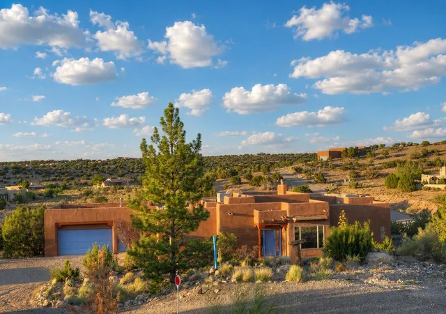 Homes for sale in Placitas, NM | 16 Mimbres Rd Sw, Placitas, NM 87043 | MLS# 1107126