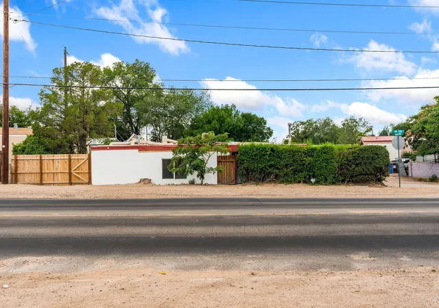 Homes for sale in Albuquerque, NM | 6304 Karlson Dr Ne, Albuquerque, NM 87113 | MLS# 1107131
