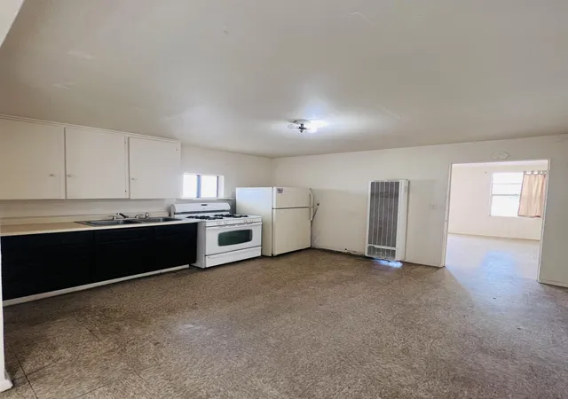 Photo 4 of Single family home for sale at 6406 N Cochiti Rd SE, Albuquerque, NM 87108 | MLS# 1107141 | Listing updated on 2026-08-06