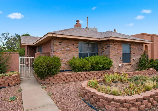 Photo 3 of Sale Pending at 7708 Pinewood Dr Nw, Albuquerque, NM 87120 | MLS# 1107147 | Listing updated on 2026-08-17