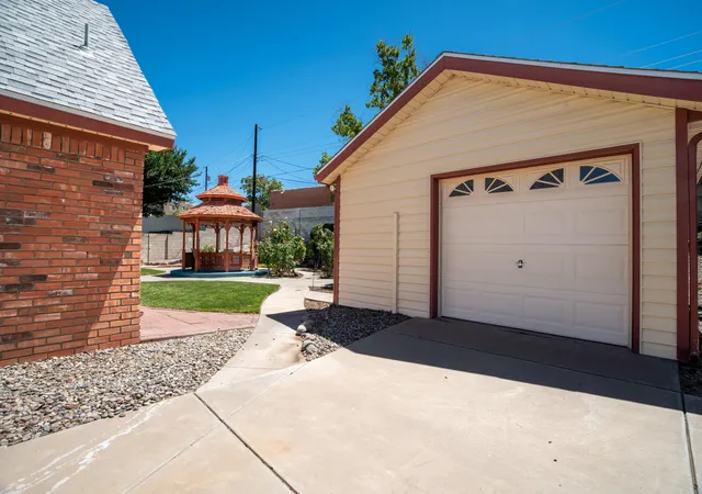 Photo 40 of Single family home for sale at 1408 Hiawatha Dr Ne, Albuquerque, NM 87112 | MLS# 1107187 | Listing updated on 2026-08-28