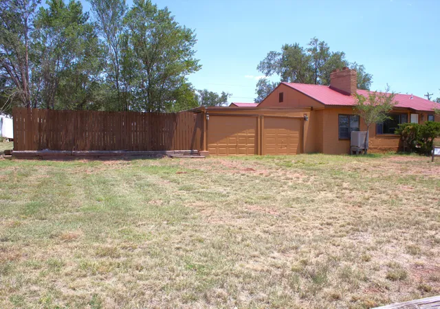 Photo 3 of Single family home for sale at 121 Yucca, Conchas Dam, NM 88416 | MLS# 1107229 | Listing updated on 2026-08-17