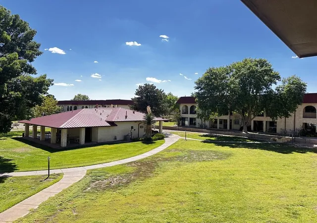 2nd image of 819 Country Club Dr Se #APT 2B, Rio Rancho, NM 87124 | MLS# 1107230