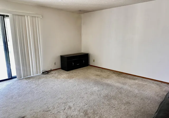 3rd image of 819 Country Club Dr Se #APT 2B, Rio Rancho, NM 87124 | MLS# 1107230