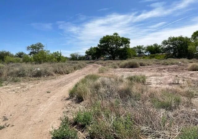 2nd image of Na Main Street, Belen, NM 87002 | MLS# 1107244