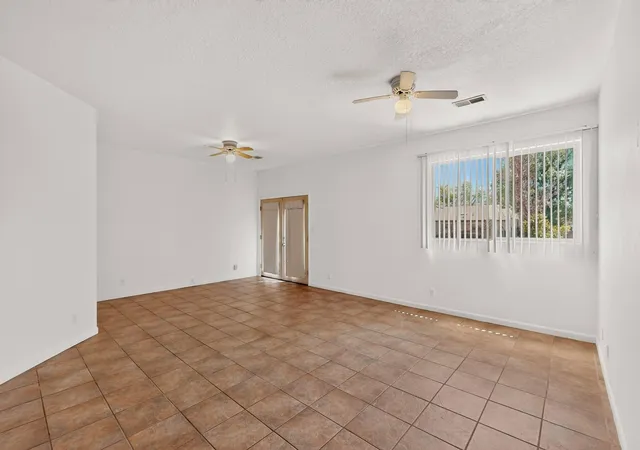 Photo 4 of Sale Pending at 1729 Strawberry Dr NE, Rio Rancho, NM 87144 | MLS# 1107254 | Listing updated on 2026-09-28