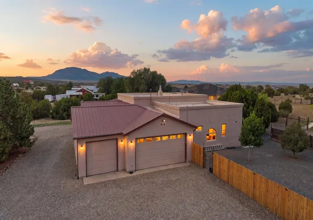 1st image of 20 Cielo Estrellado Dr, Edgewood, NM 87015 | MLS# 1107273