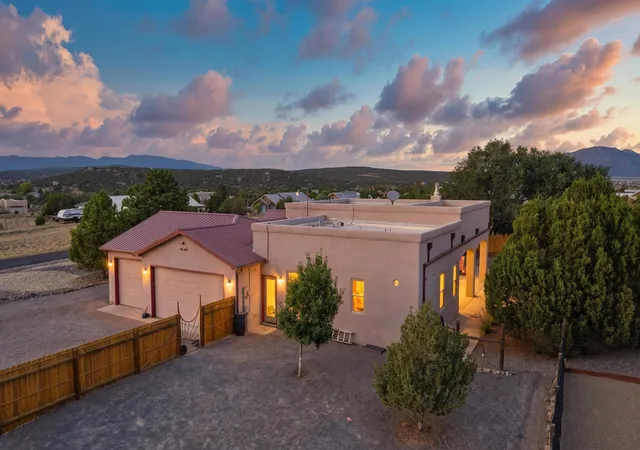 2nd image of 20 Cielo Estrellado Dr, Edgewood, NM 87015 | MLS# 1107273