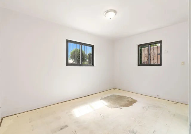 Photo 4 of Sale Pending at 2721 Bel Air Dr NE, Albuquerque, NM 87110 | MLS# 1107296 | Listing updated on 2026-08-26