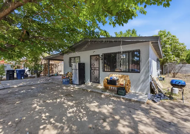 1st image of 4621 Glendale Pl Nw, Albuquerque, NM 87105 | MLS# 1107300