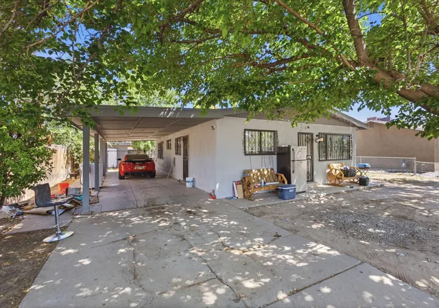 3rd image of 4621 Glendale Pl Nw, Albuquerque, NM 87105 | MLS# 1107300