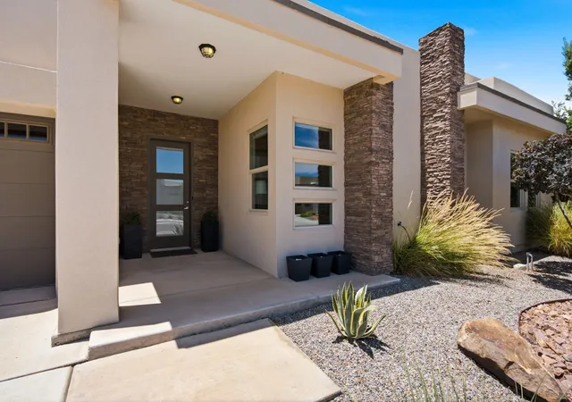 Photo 3 of Sale Pending at 7907 Tiburon Hills Dr NW, Albuquerque, NM 87120 | MLS# 1107303 | Listing updated on 2026-08-22