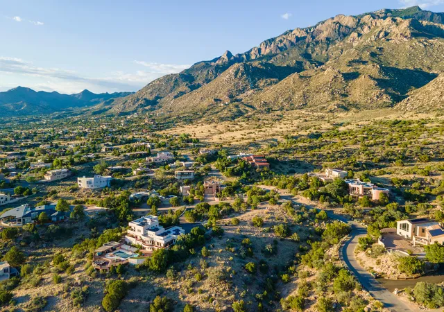 4th image of 381 Big Horn Ridge Pl Ne, Albuquerque, NM 87122 | MLS# 1107322