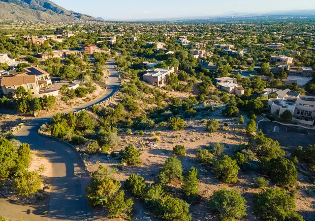 5th image of 381 Big Horn Ridge Pl Ne, Albuquerque, NM 87122 | MLS# 1107322
